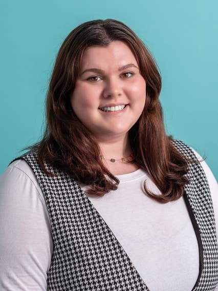 Photo of  Es Findlay-Whitlock