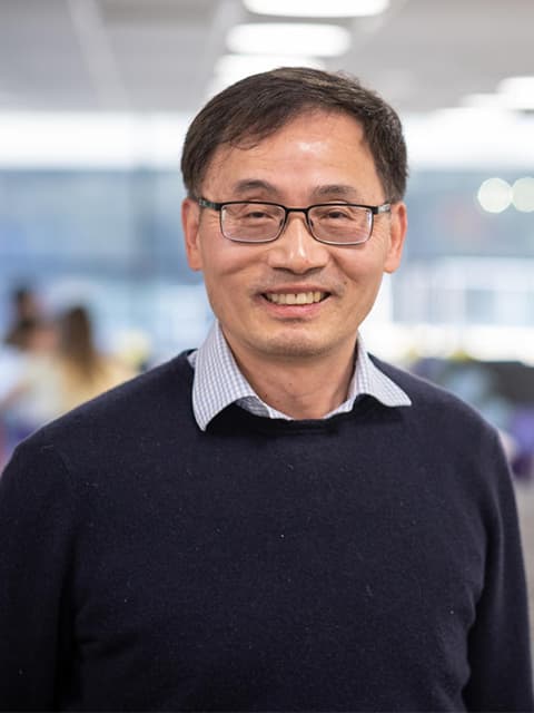 Photo of Dr Xujin Bao