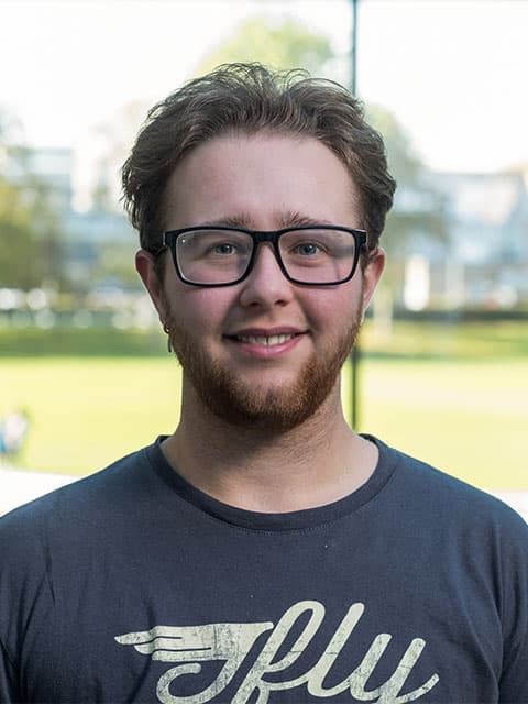 Oscar Hutton