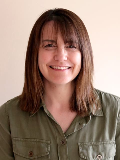 Suzanne Flint